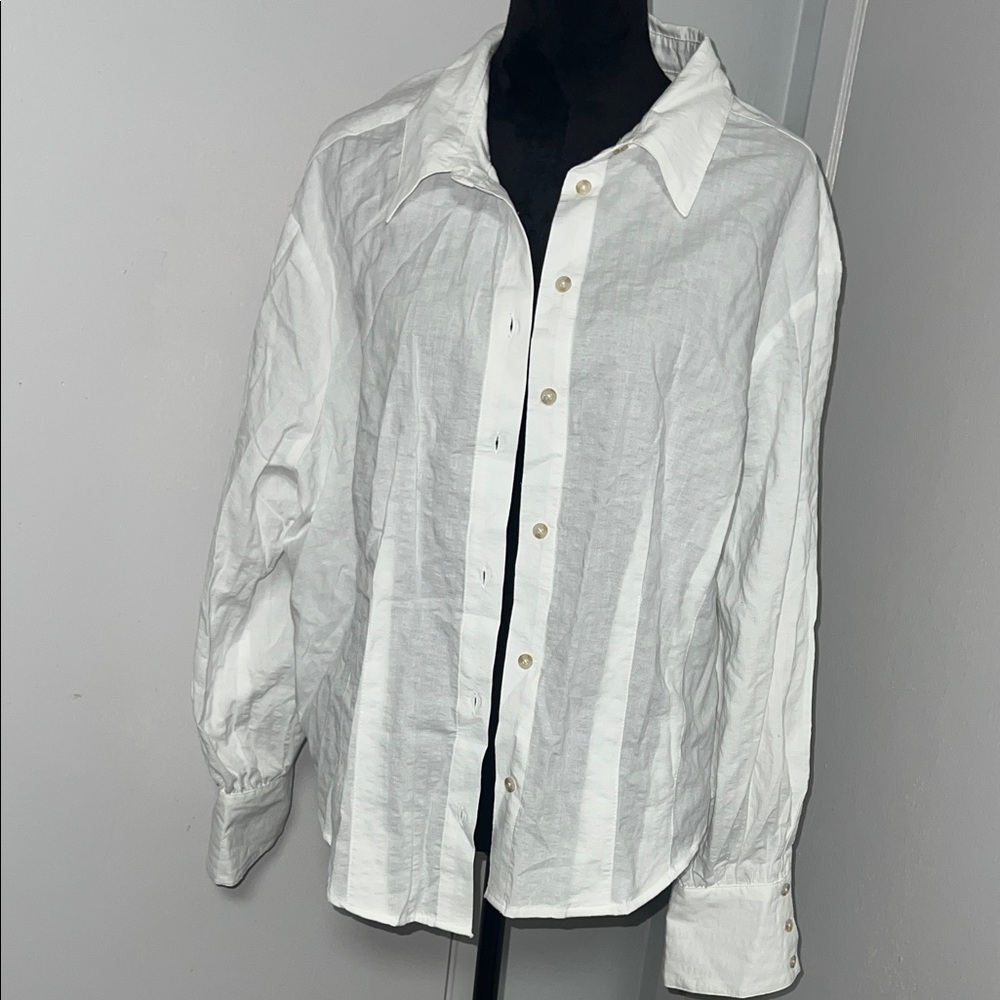 Torrid Crop White Button-Up Shirt